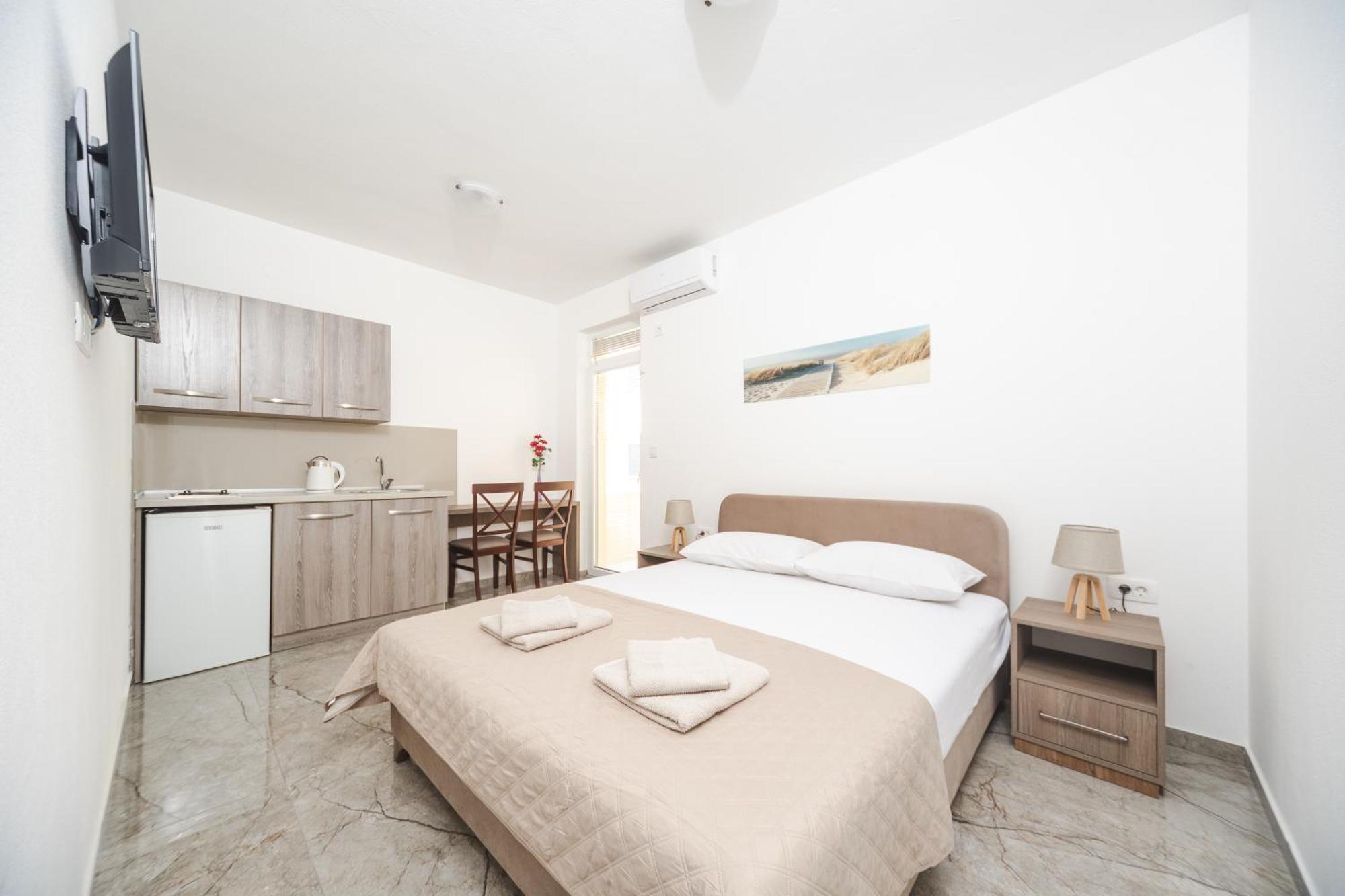 Petrovac Apartmani Agape מראה חיצוני תמונה