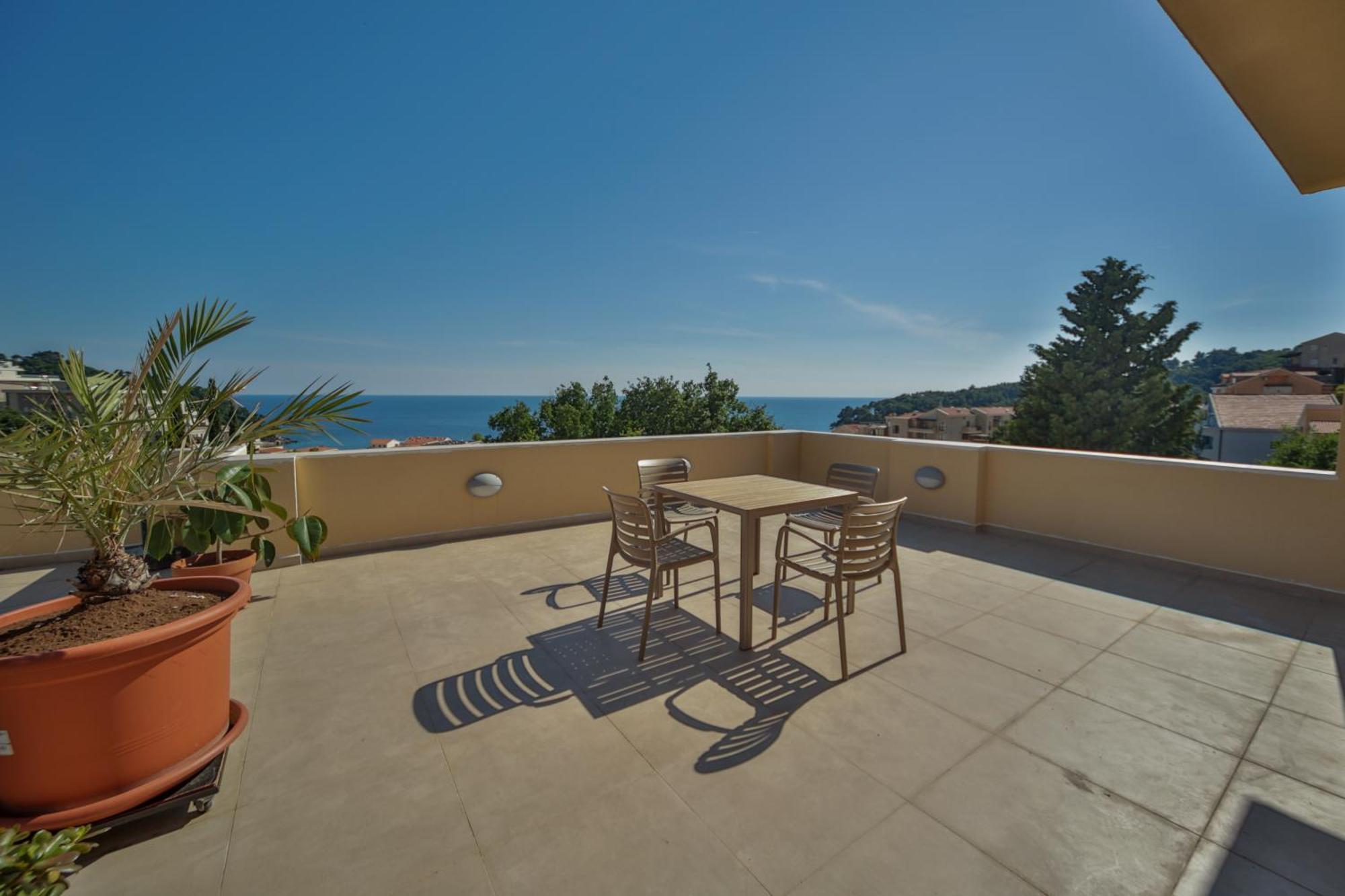 Petrovac Apartmani Agape מראה חיצוני תמונה