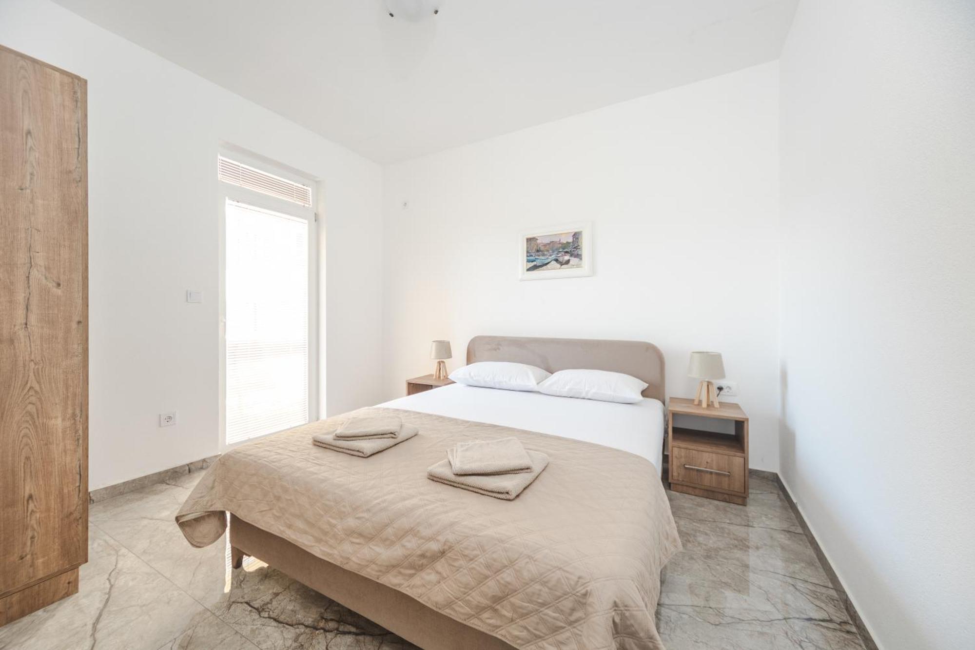 Petrovac Apartmani Agape מראה חיצוני תמונה