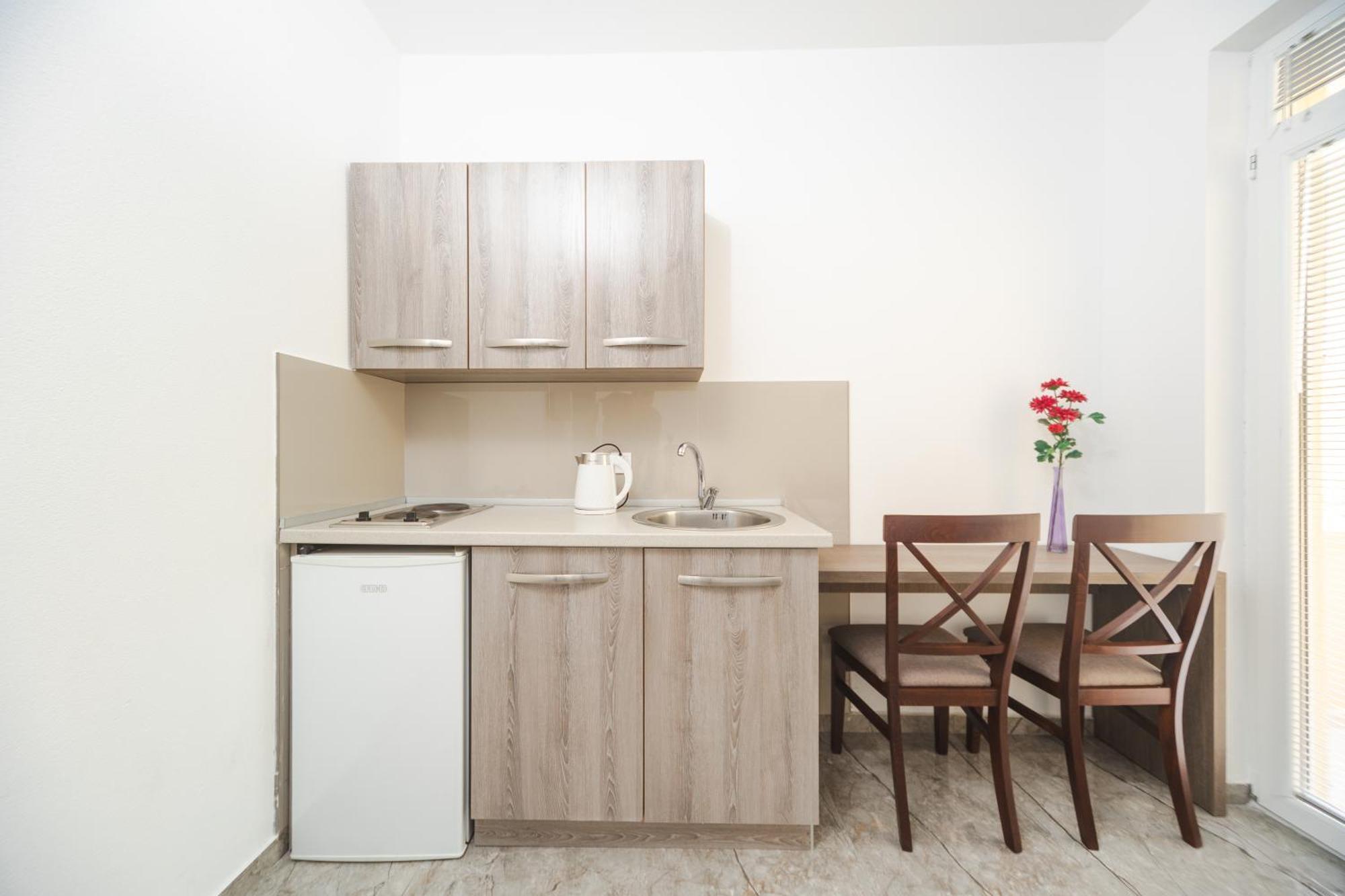 Petrovac Apartmani Agape מראה חיצוני תמונה