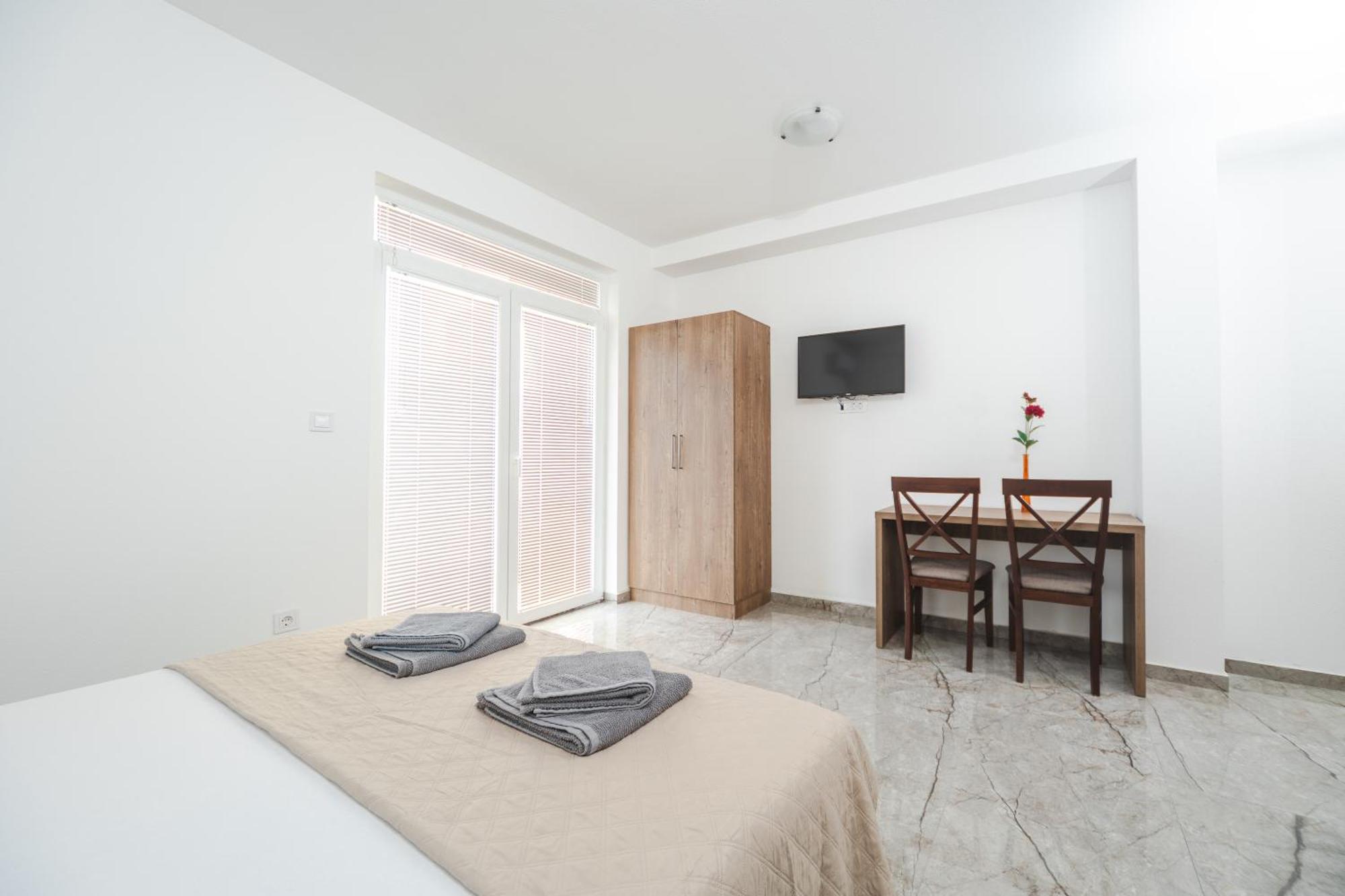 Petrovac Apartmani Agape מראה חיצוני תמונה