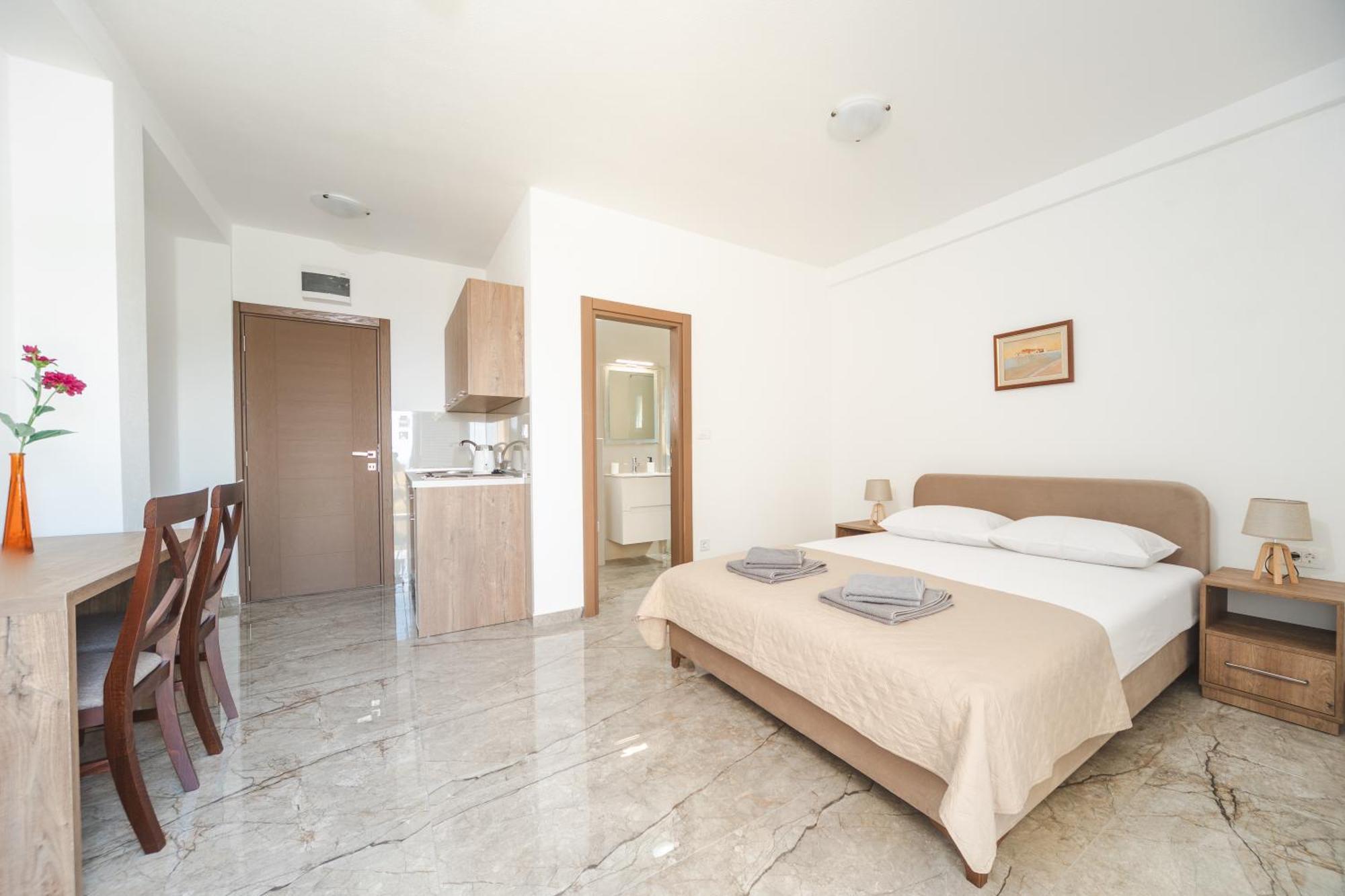Petrovac Apartmani Agape מראה חיצוני תמונה