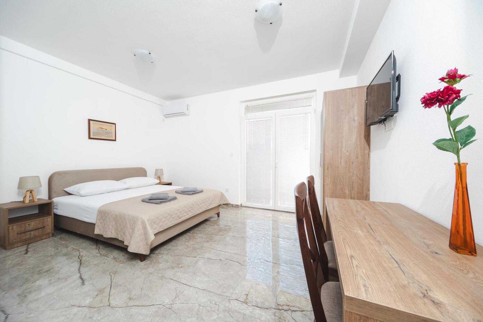Petrovac Apartmani Agape מראה חיצוני תמונה