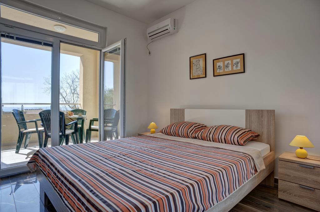 Petrovac Apartmani Agape מראה חיצוני תמונה