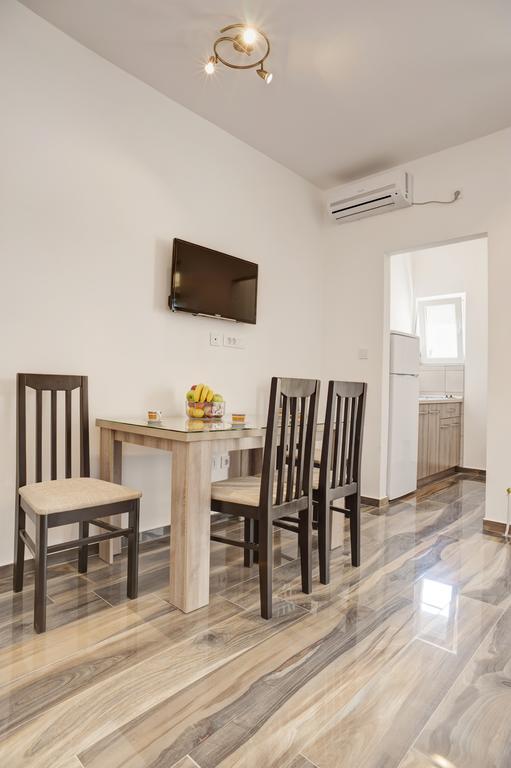 Petrovac Apartmani Agape מראה חיצוני תמונה