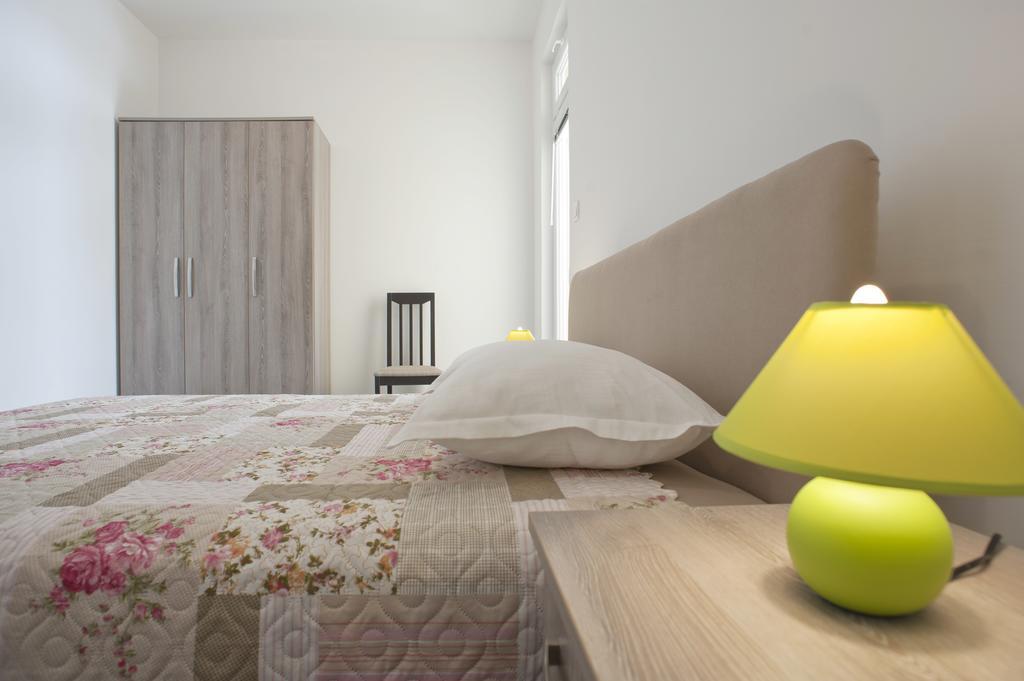 Petrovac Apartmani Agape מראה חיצוני תמונה