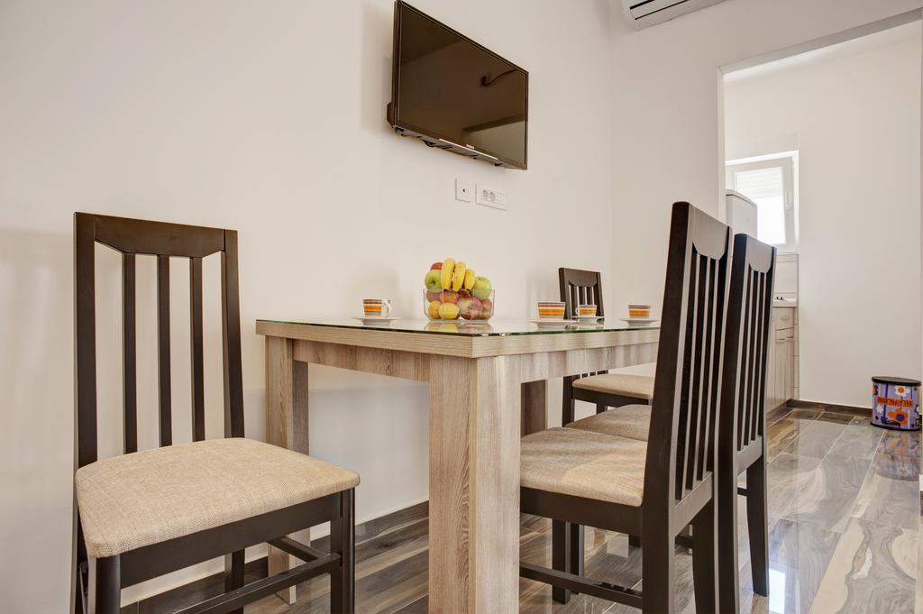 Petrovac Apartmani Agape מראה חיצוני תמונה