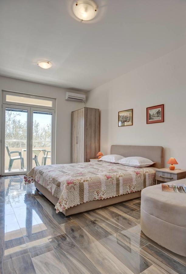 Petrovac Apartmani Agape מראה חיצוני תמונה