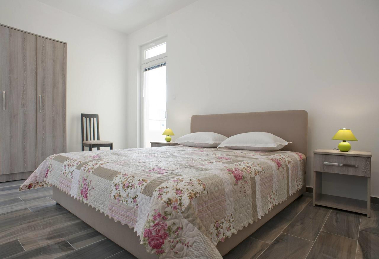 Petrovac Apartmani Agape מראה חיצוני תמונה